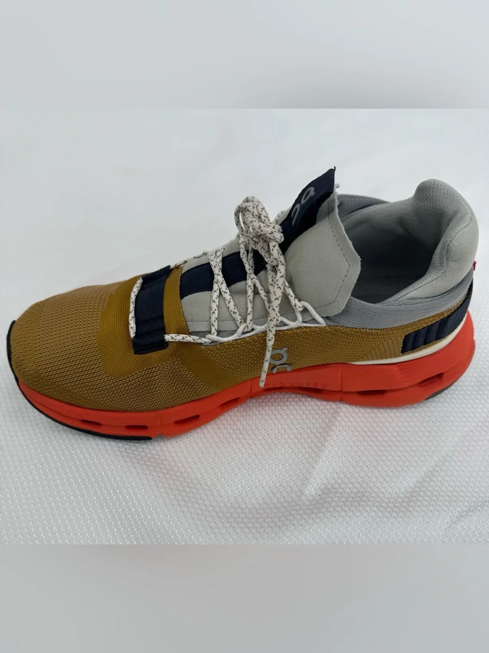On Running Men's Cloud Runner — Mustard Upper & Coral Midsole Size 9